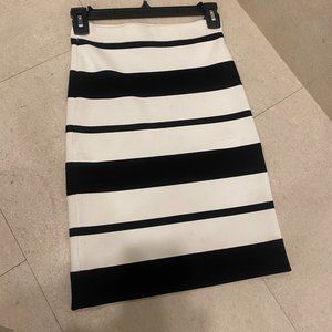 BCBG PENCIL SKIRT